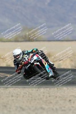 media/Apr-19-2025-CVMA (Sat) [[586b59ad56]]/Race 14-500-350 Supersport/